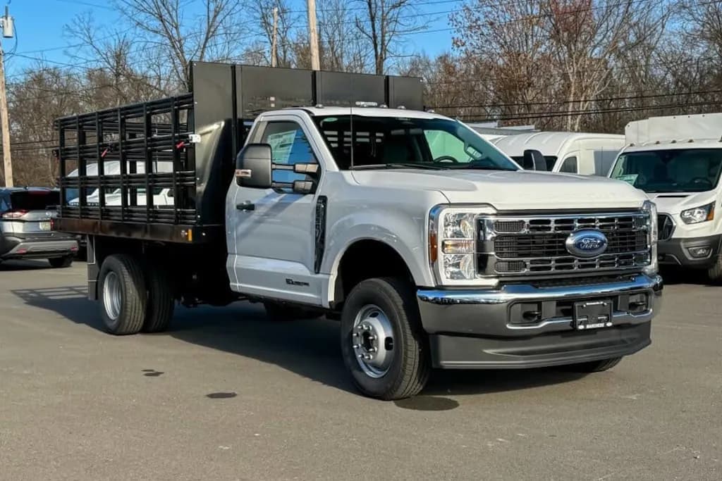 2024 Ford F-350 Chassis