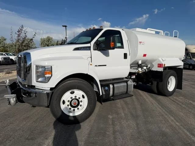 2027 Ford F-750