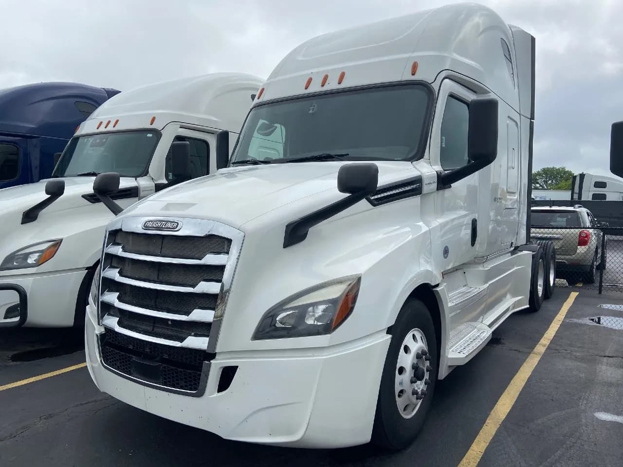 2020 Freightliner Cascadia - Sleeper
