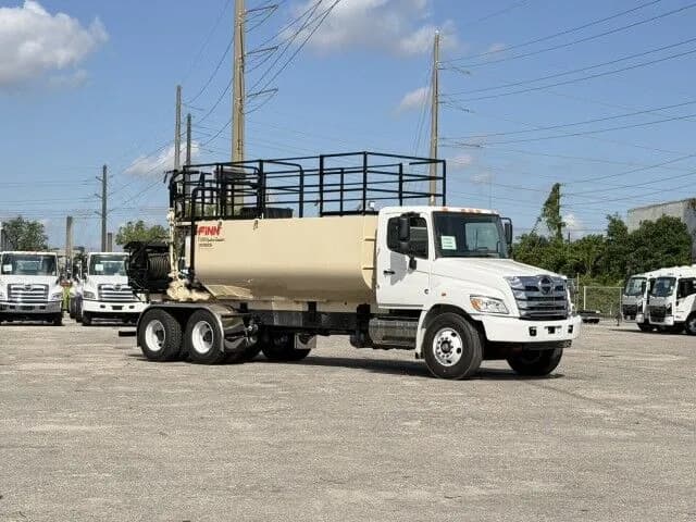 2026 Hino XL8