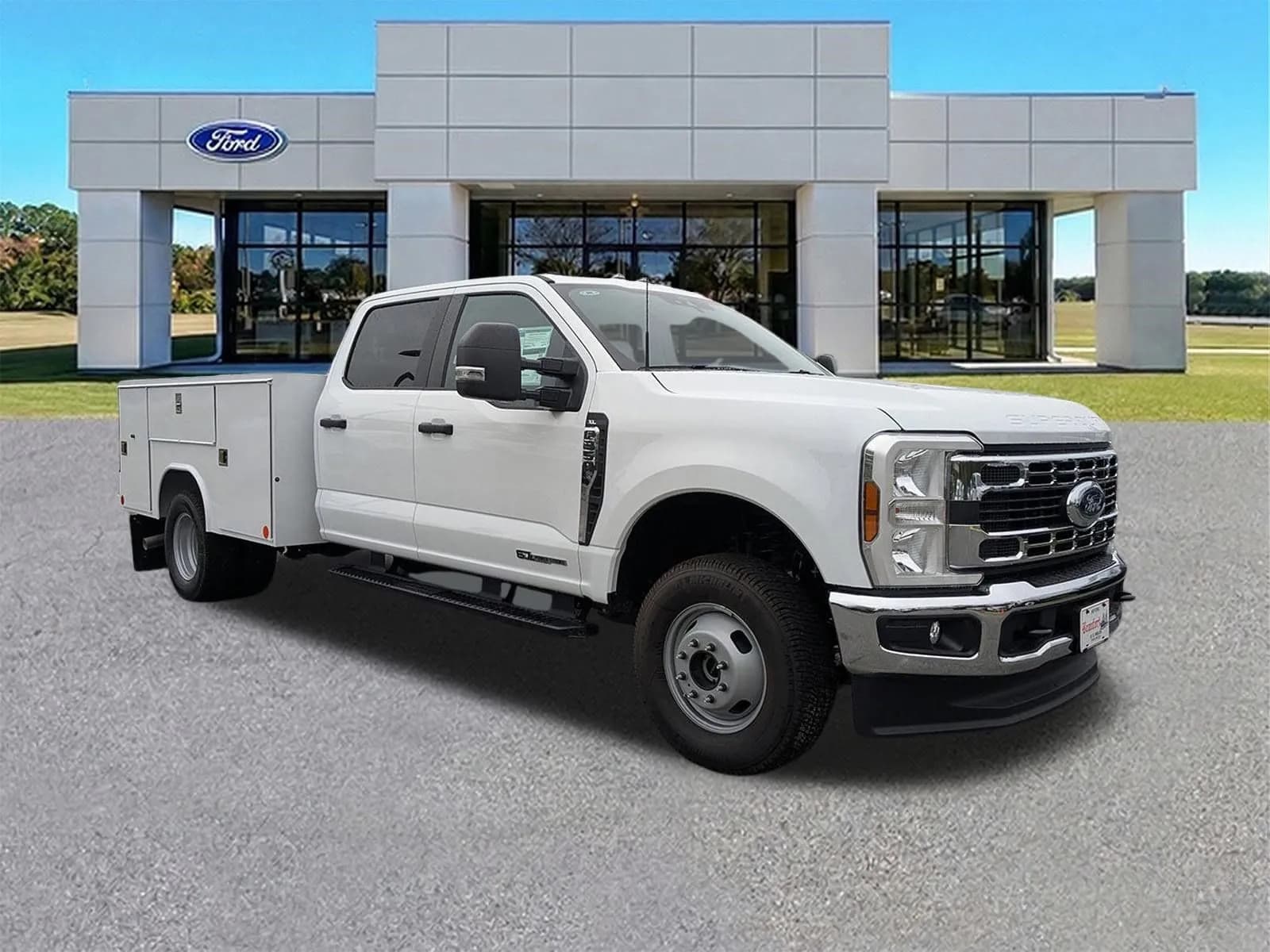 2026 Ford F-350 Chassis