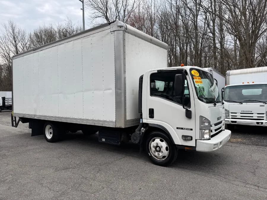 2019 Isuzu NRR