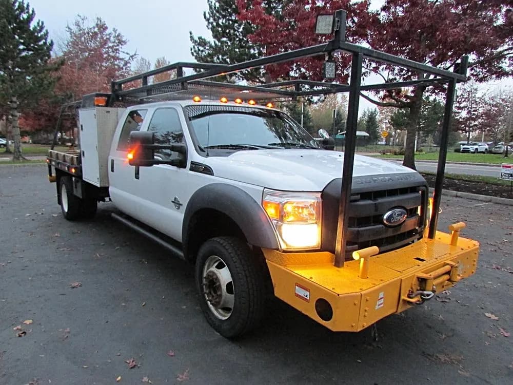 2016 Ford F-550 Chassis - Flatbed