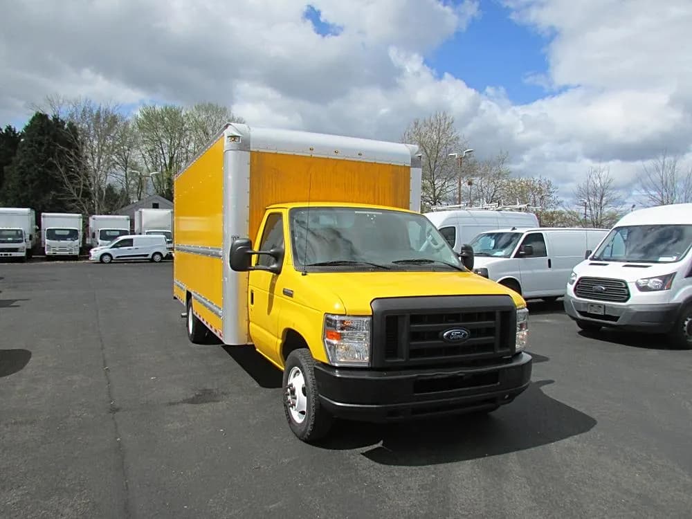 2019 Ford E-350 Cutaway