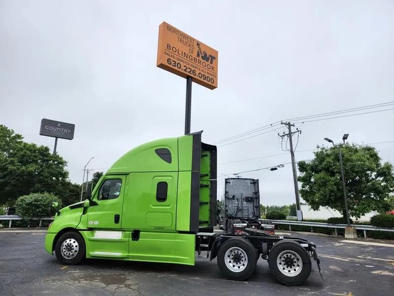 2025 Freightliner Cascadia