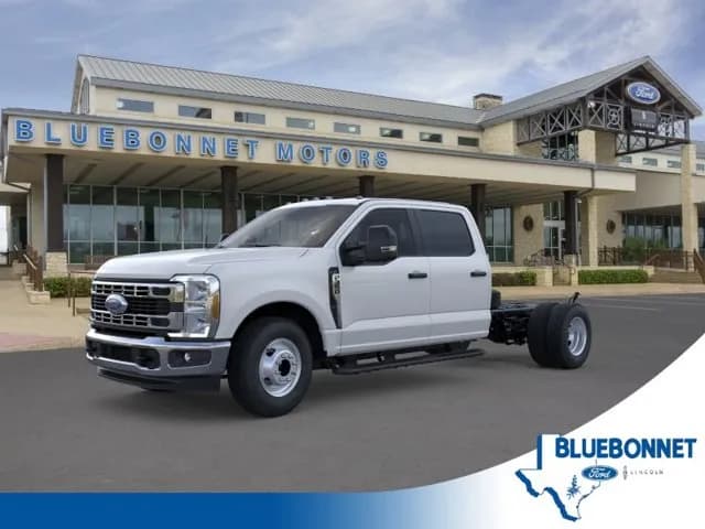 2026 Ford F-350 Crew Cab - Chassis