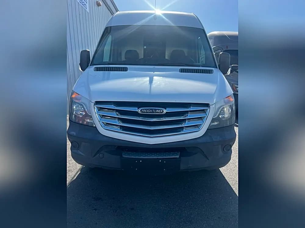 2015 Freightliner Sprinter 2500 - Vans