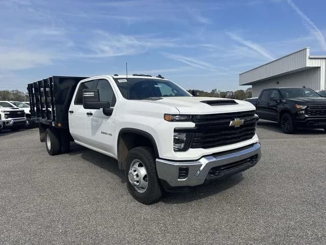 2026 Chevrolet Silverado 3500 Crew Cab - Stake