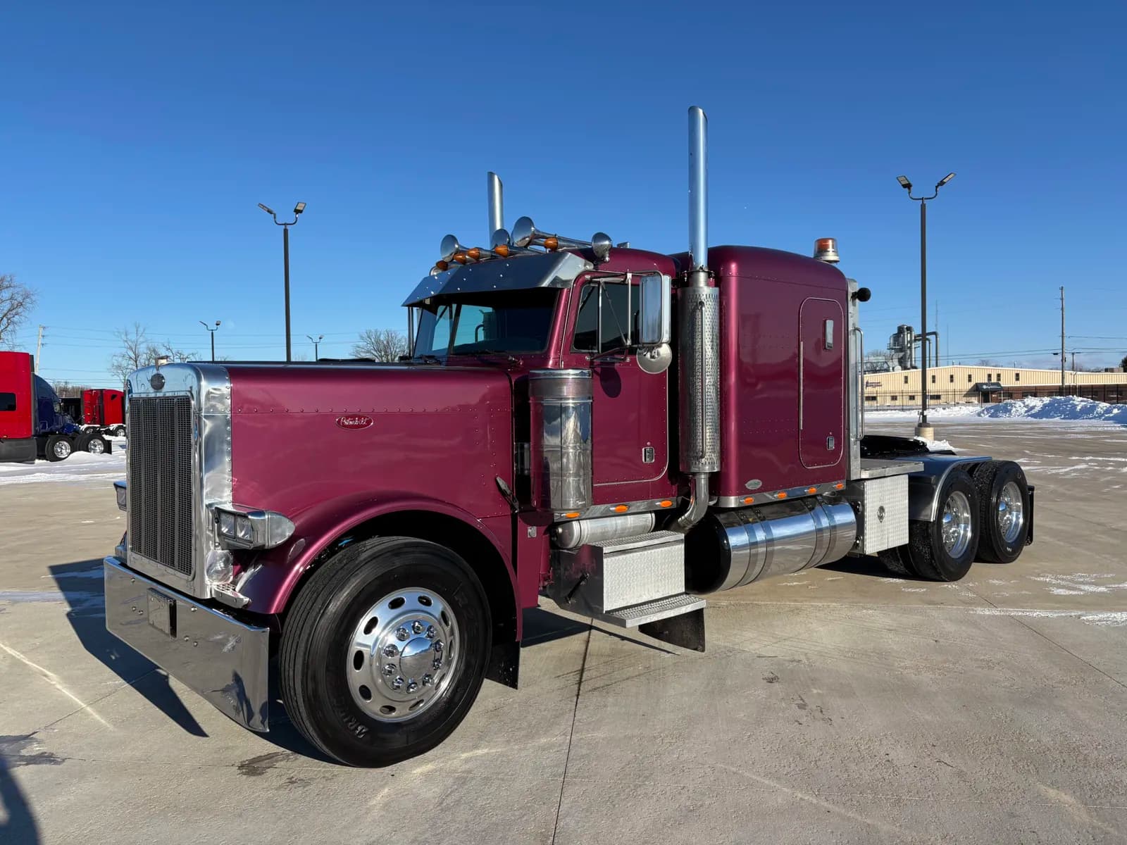 2004 Peterbilt 379EXHD - Sleeper
