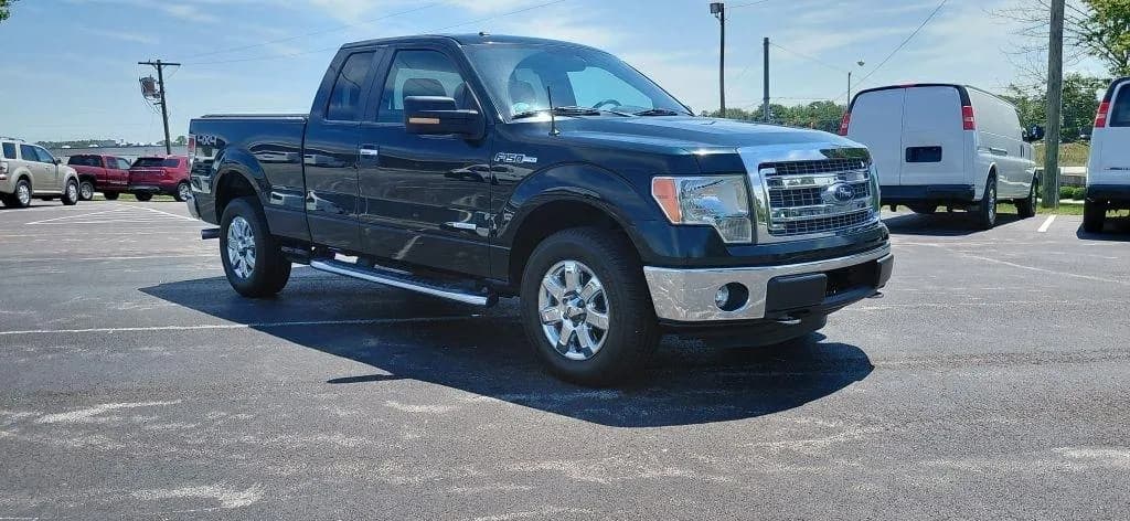 2013 Ford F-150 XL SuperCab 8-ft Bed - Pickup