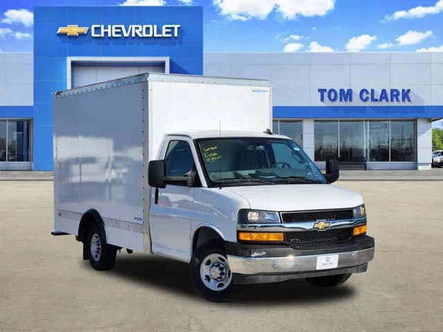 2025 Chevrolet Express 3500 - Box