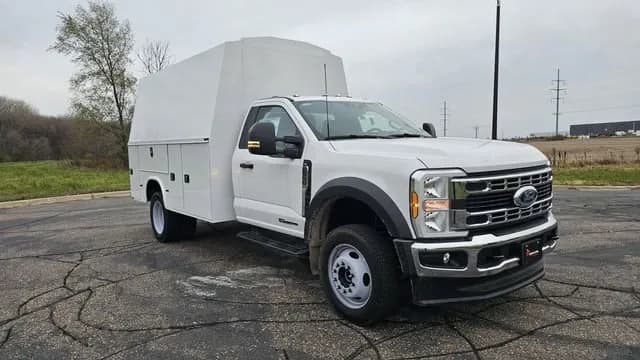 2025 Ford F-550 - Service