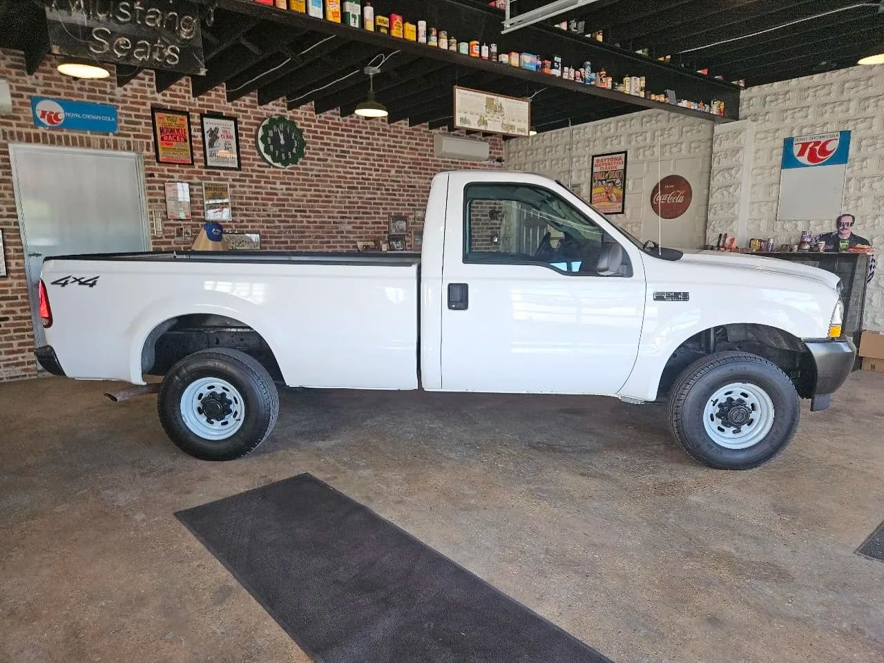 2004 Ford F-250 SD XLT - Pickup