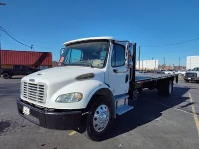 2011 Freightliner M2106 Single Axle 26,000 G.V.W - Flatbed