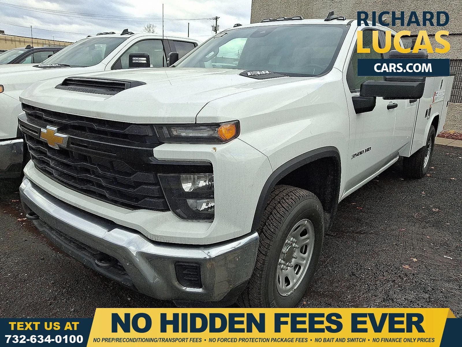 2025 Chevrolet Silverado 3500 - Service