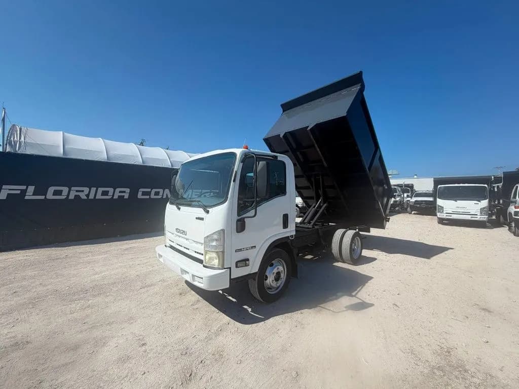 2012 Isuzu NPR - Dump