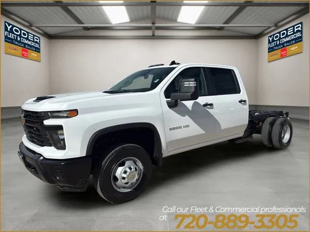 2026 Chevrolet Silverado 3500 Crew Cab - Chassis