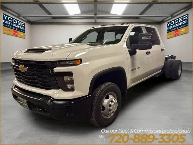 2026 Chevrolet Silverado 3500 Crew Cab - Chassis