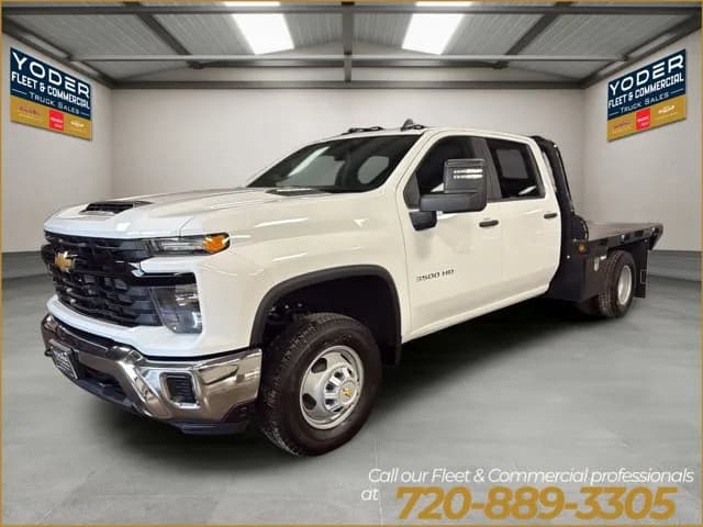 2026 Chevrolet Silverado 3500 Crew Cab - Flatbed