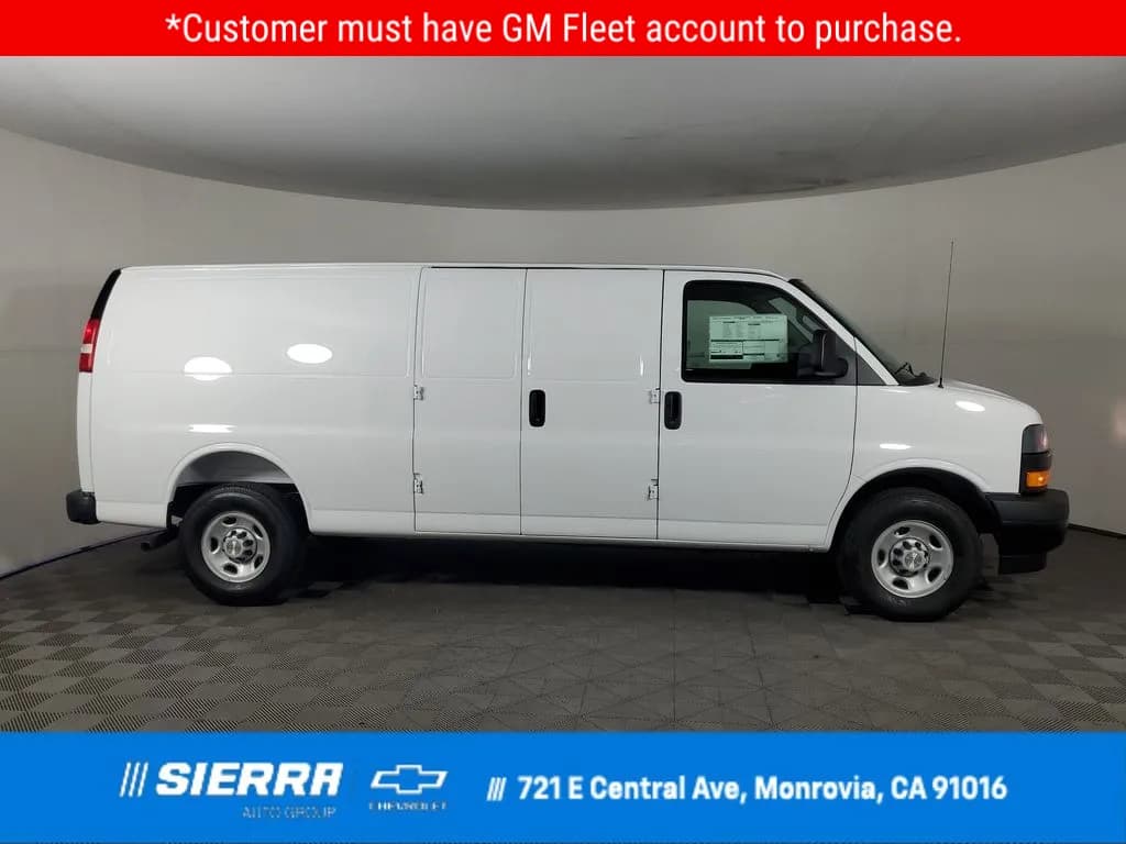 2026 Chevrolet Express 3500 - Vans