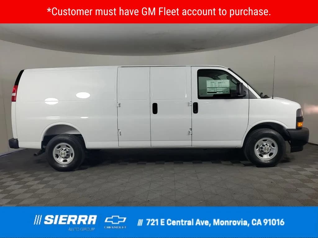 2026 Chevrolet Express 3500 - Vans