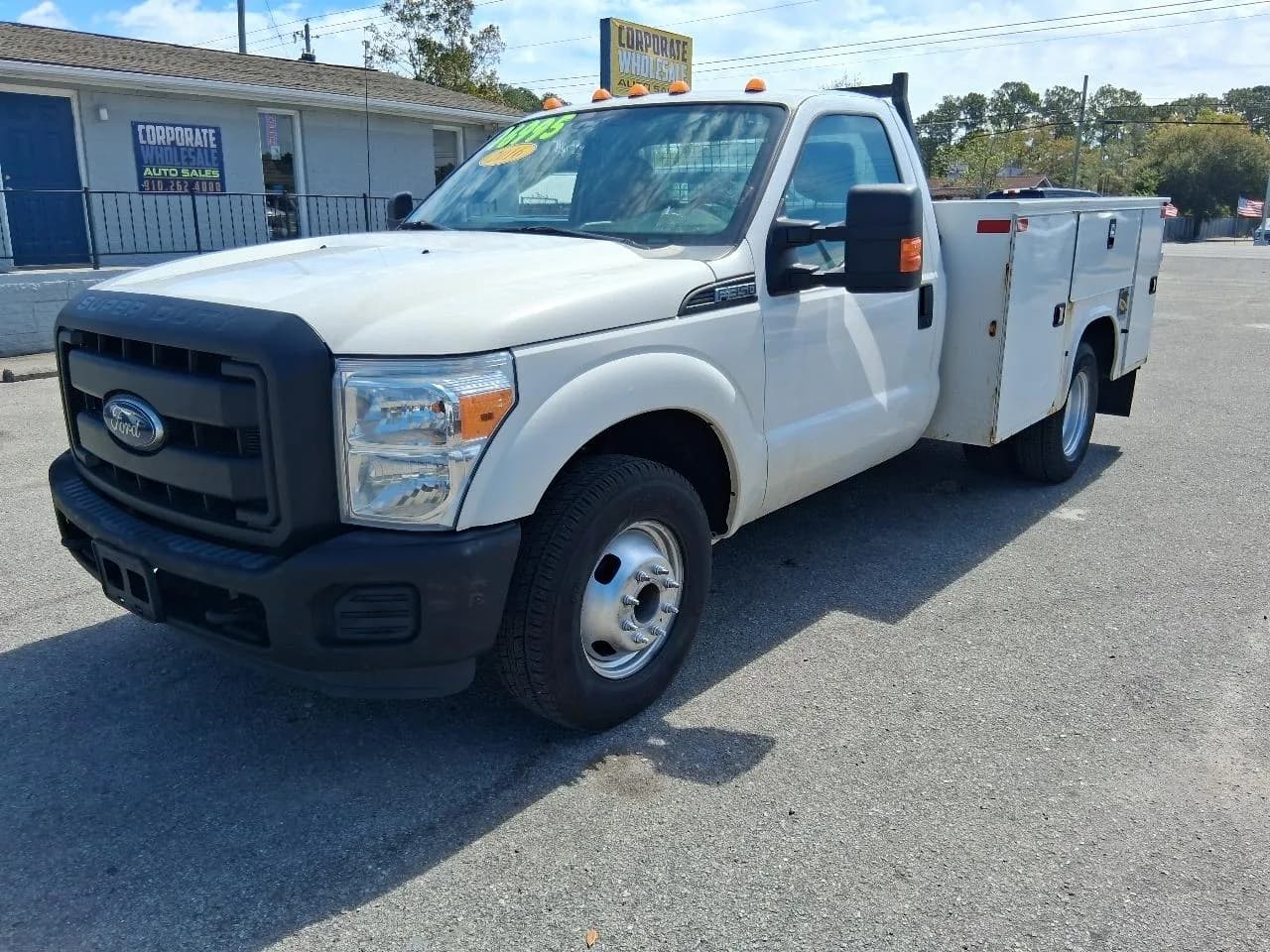 2016 Ford F-350 SD XLT - Pickup