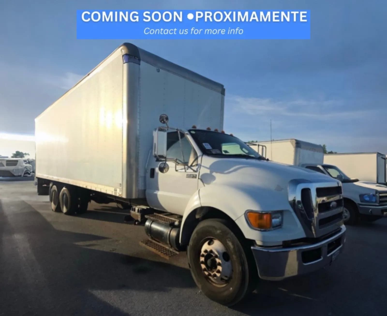 2011 Ford F-650 26' - Box