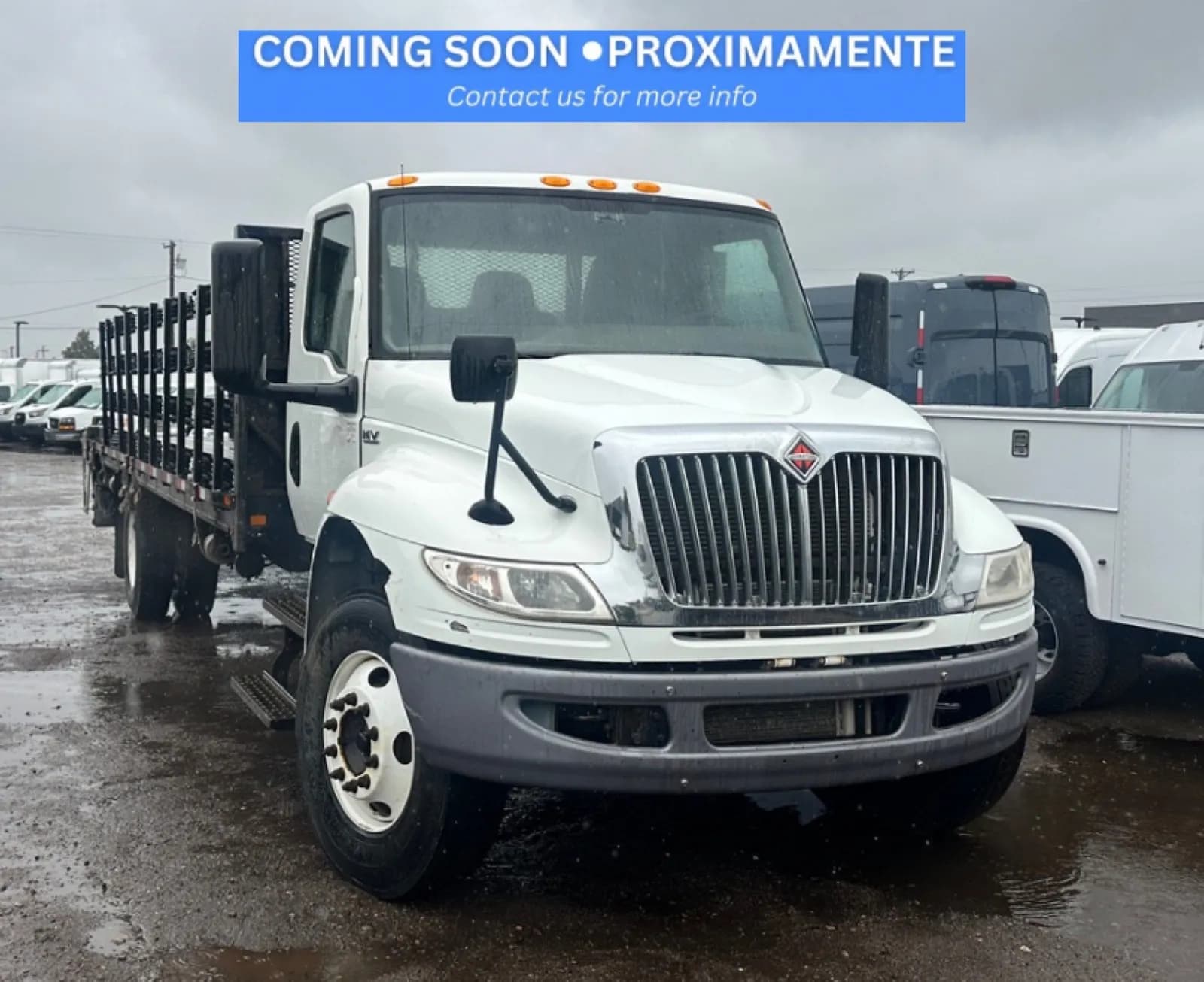 2020 International MV 607 24' Stakebed Liftgate - Flatbed