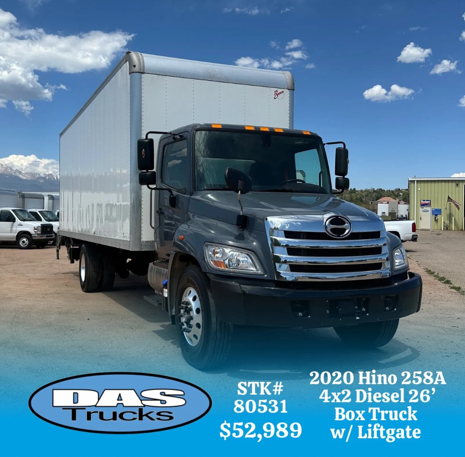 2020 Hino 258A 26' - Box