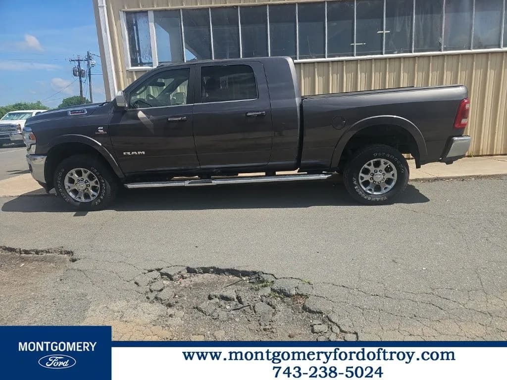 2022 Ram Laramie Crew Cab Short Bed Truck - Pickup