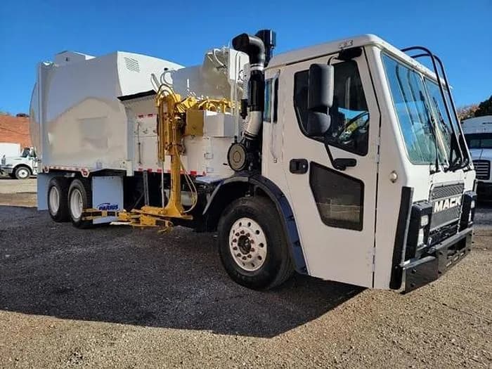 2018 Mack LEU613