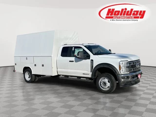 2025 Ford F-550 - Service
