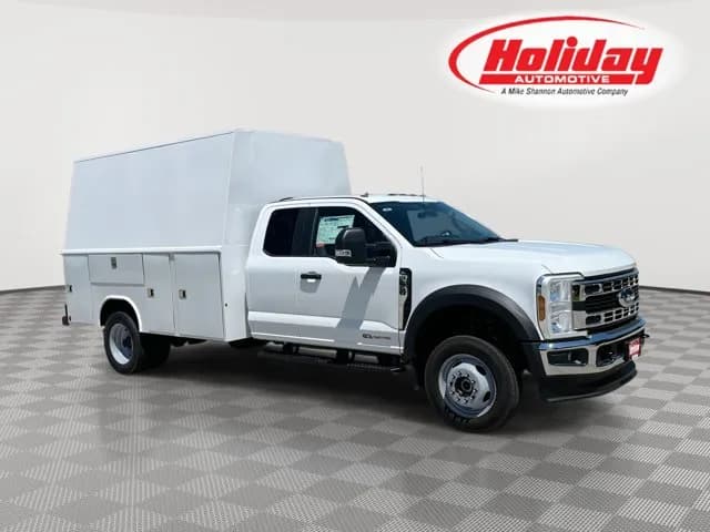 2025 Ford F-550 - Service
