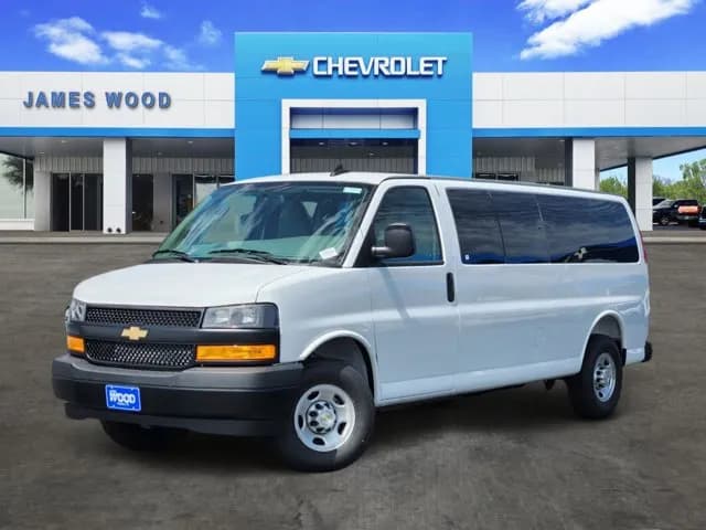 2026 Chevrolet Express 3500 - Vans