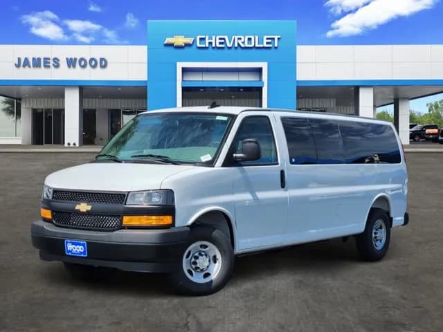 2026 Chevrolet Express 3500 - Vans
