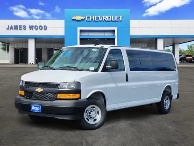 2026 Chevrolet Express 3500 - Vans