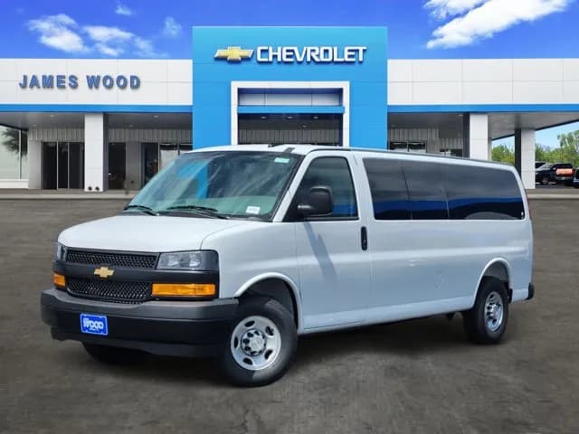 2026 Chevrolet Express 3500 - Vans