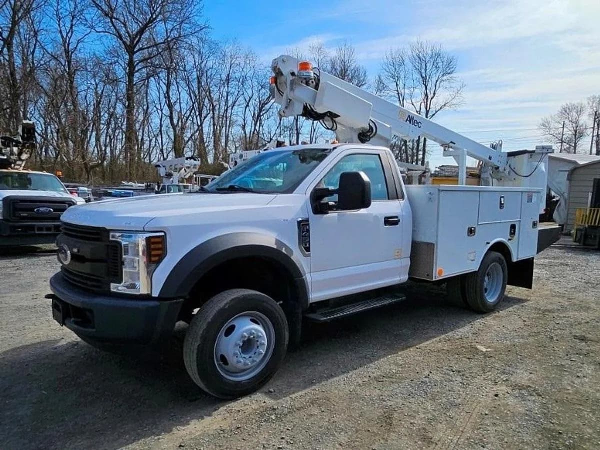 2018 Ford F450 - Bucket