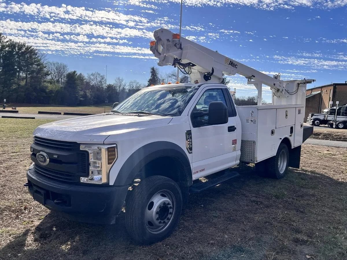 2018 Ford F450 - Bucket