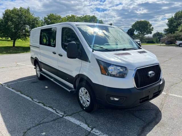 2025 Ford Transit-250