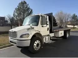 2016 Freightliner Business Class M2 - Flatbed