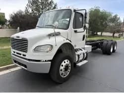 2016 Freightliner Business Class M2 - Chassis