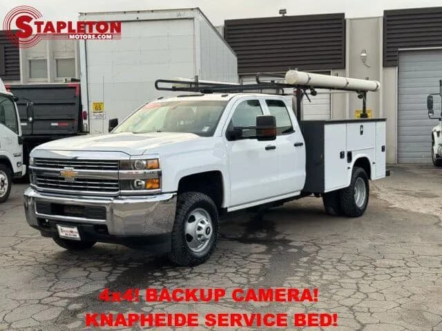 2017 Chevrolet Silverado 3500HD - Service