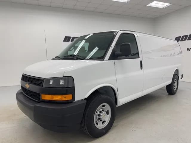 2026 Chevrolet Express 3500 - Vans
