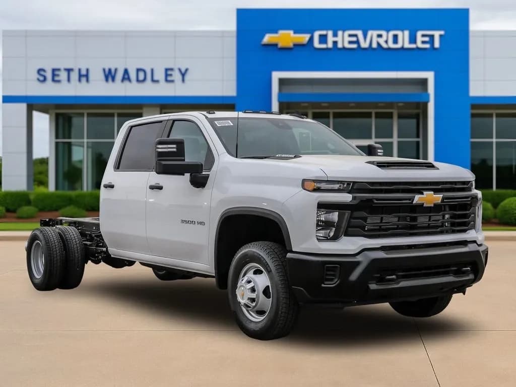 2026 Chevrolet Silverado 3500HD - Chassis