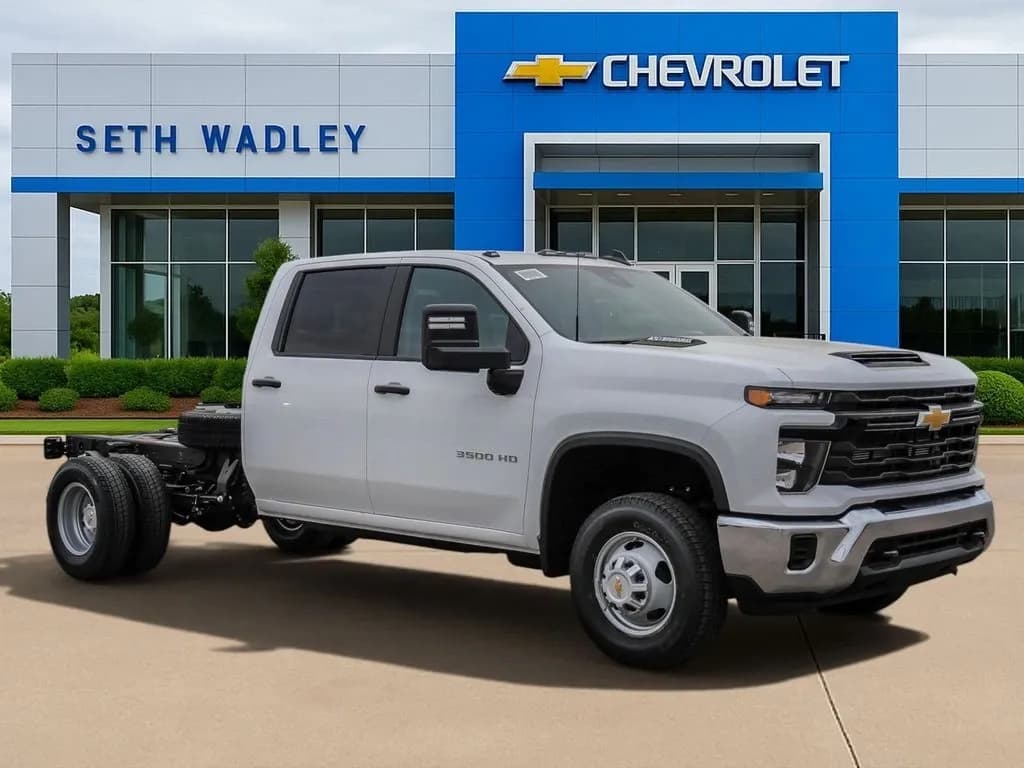 2026 Chevrolet Silverado 3500HD - Chassis