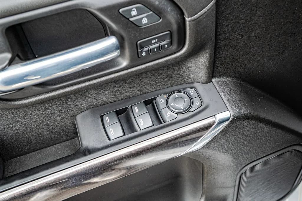 2021 Chevrolet Silverado 1500 LTZ - Pickup