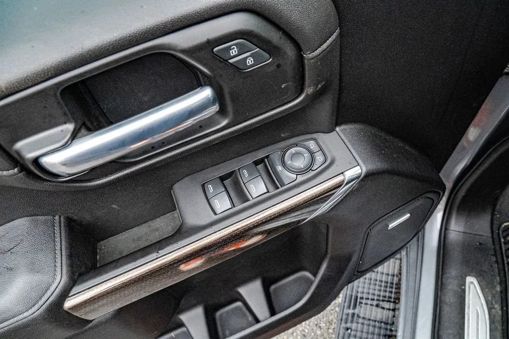 2021 Chevrolet Silverado 1500 RST - Pickup