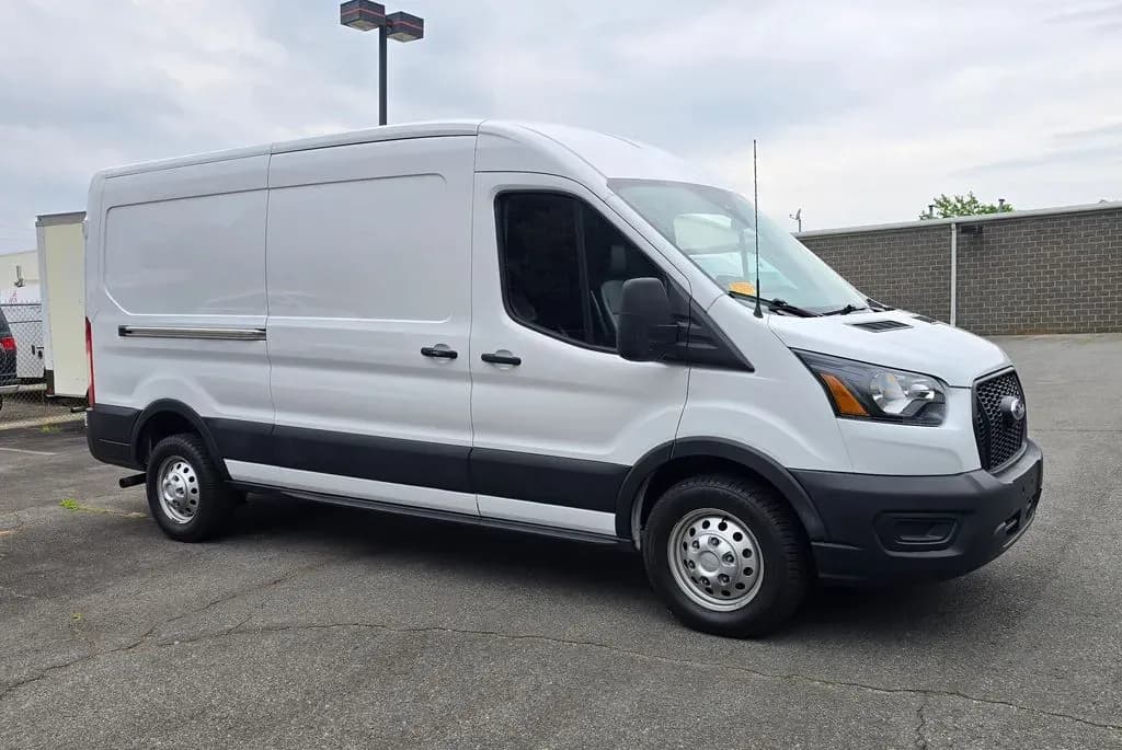 2023 Ford Transit-250 - Vans