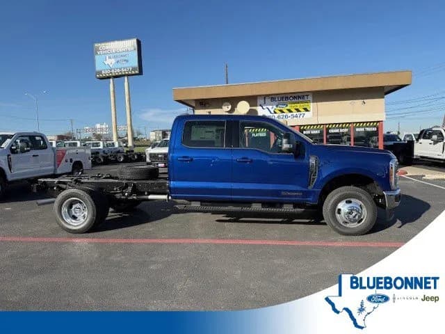 2026 Ford F-350 Crew Cab - Chassis
